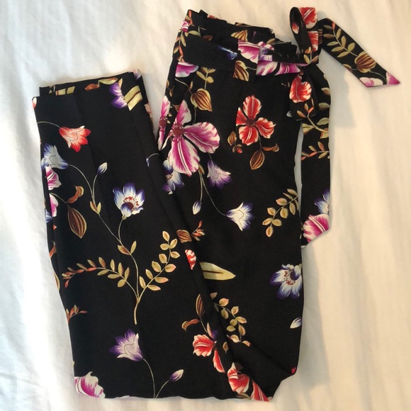 Floral pants - Picture 2 of 2